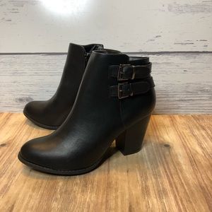 Charlotte Russe Lux Black Boot Size 8
